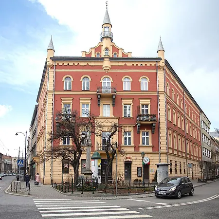 Pedzichow Old Town Apartment *